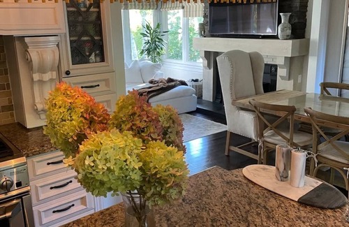 Mineola House | Upscale 4BR Home | Heated Pool & Outdoor Lounge!