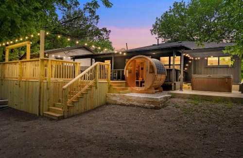 Beacon Ridge House | Upscale 4BR Residence Quick Access to Downtown