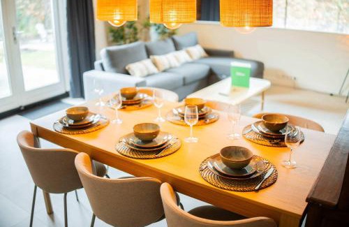 Het Hofke Apartment | Upscale 90m2 Two Bedroom Apartment - KS8B