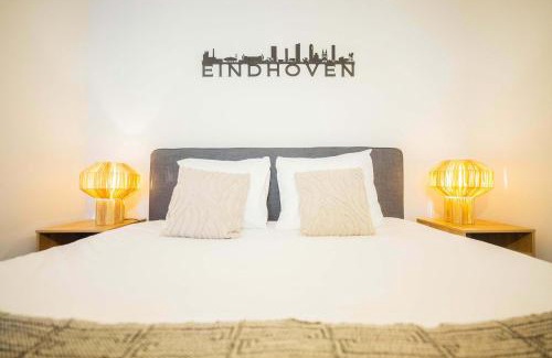 Het Hofke Apartment | Upscale 90m2 Two Bedroom Apartment - KS8B