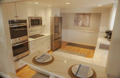 Westbrook House | Upscale Beach Home! PRIME WEEKS STILL AVAILABLE ! Discounted Rate of 200 off