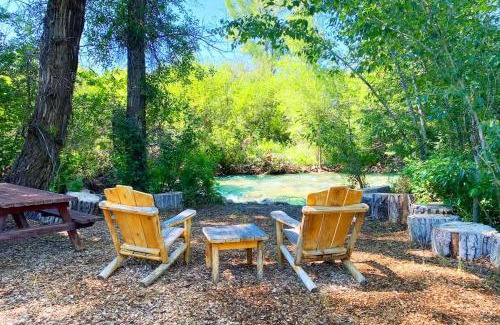 Driggs House | Upscale Couple's Getaway Hot Tubs
