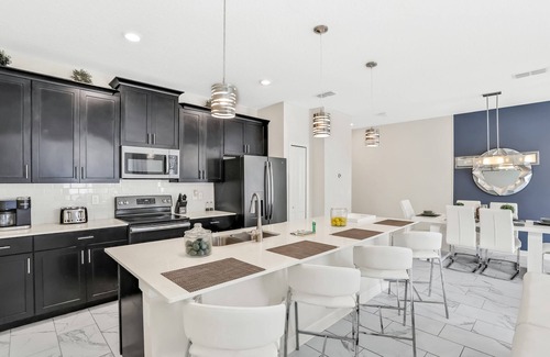 Kissimmee House | Upscale, dog-friendly townhome with private pool, lanai, fast WiFi & W/D