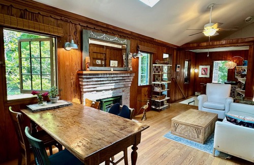 Rocky Point House | Upscale in Rocky Point