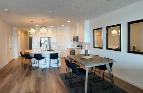 Arnolds Park Condo | Upscale Lakefront 4 Bedroom/3 Bathroom Bridges Bay Resort Condo