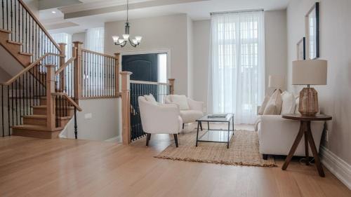 Pickering Villa | Upscale Pickering Escape Near Lake & Dining