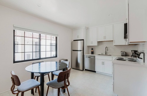 San Jose Apartment | Upscale San Jose 1BR w/Parking & W/D, nr Shopping, by Blueground