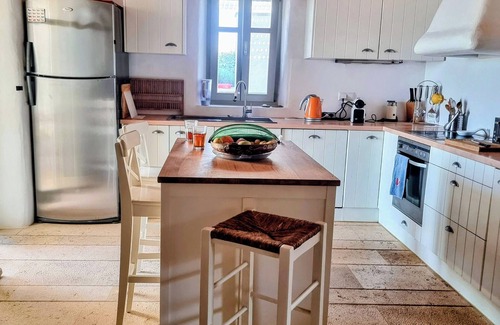 Paros Villa | Upscale seaside villa, breathtaking view, near Naoussa and Santa Maria