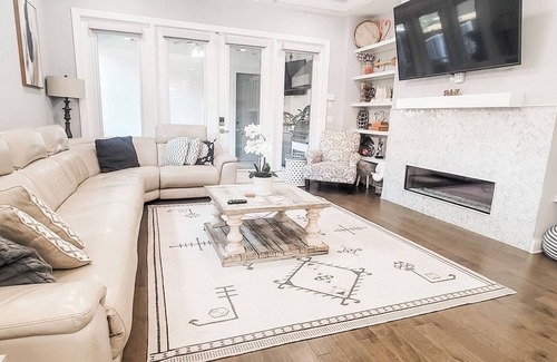 Bayshore Gardens House | Upscale Soho living - Near bayshore Boulevard - Chefs kitchen