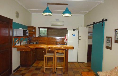 Strand Apartment | Upstairs