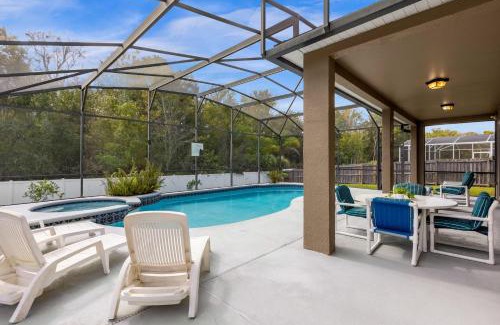 Crescent Lakes House | Upstay Home w Pool Hot Tub & Patio - Pet Friendly