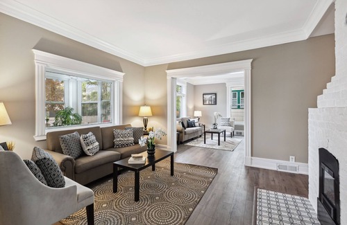 Lowry Hill East House | Uptown Delight