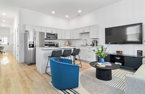 Evansville House | Uptown Haven: Stylish Stay Near Downtown with Bikes and Firepit near Downtown