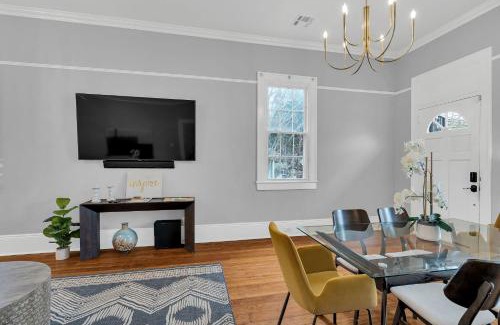 Uptown Historic District Apartment | Uptown Nola Historic Home Parking