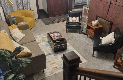 Lowry Hill East House | Uptown Oasis