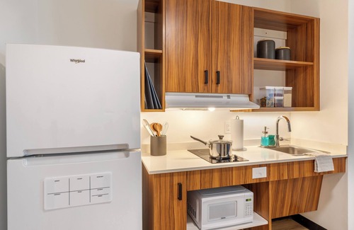 Wells Branch Hotel | Uptown Suites Extended Stay Austin TX – Round Rock