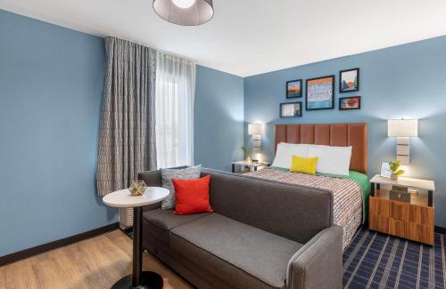 Wells Branch Hotel | Uptown Suites Extended Stay Austin TX - Round Rock