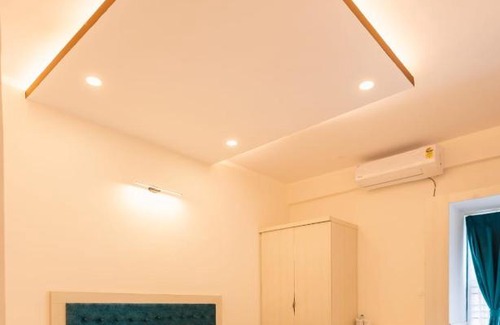 Kalyan Nagar Hotel | Uptown Suites