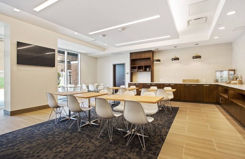 Uptown Historic District Apartment | Uptown