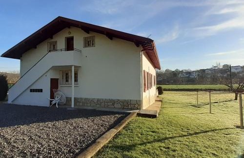 Saint-Pee-sur-Nivelle Apartment | UR ONDOAN - Appartement Saint Pée sur Nivelle
