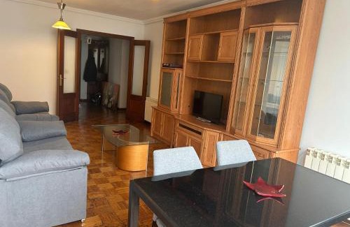 Carrejo Apartment | Urb Domañanes