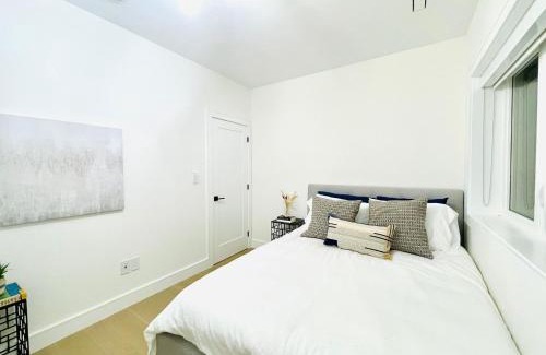 Upper Beaches Apartment | Urban 2-bed apartment in the Beaches