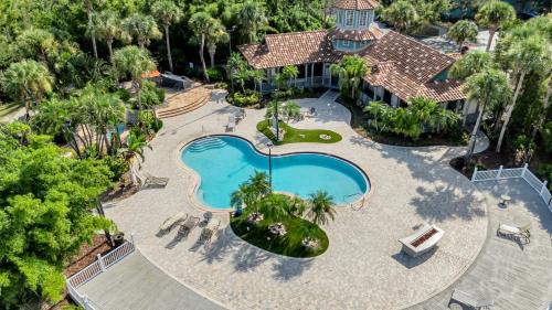 Tampa Apartment | Urban 2br2ba Minute To Airport & Westchase #12