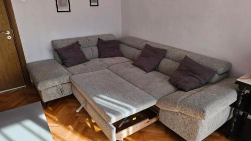 rayon Triaditsa Apartment | Urban Comfort 1BR near South Park with Balcony