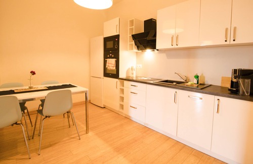 Meidling Apartment | Urban Comfort | LF29