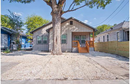 Denver Heights House | Urban Delight 4BR3BA Near City Center