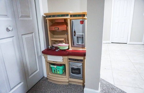 Minneapolis House | Urban Eden - 5 mins from downtown - Cozy, Comfy & Convenient