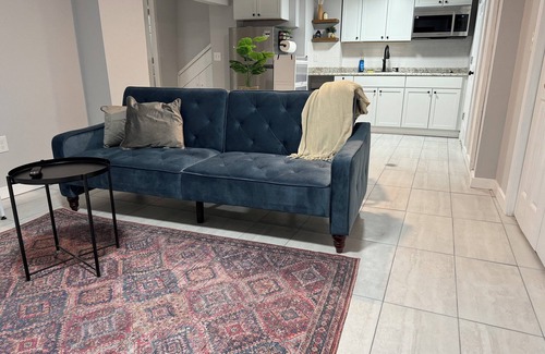 Westwood House | Urban Escape: Cozy 1BR in Cheviot, Near Shopping