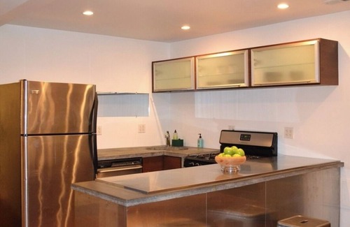 Chicago Apartment | Urban Farm Fun with Goats 10 Minutes To Downtown!