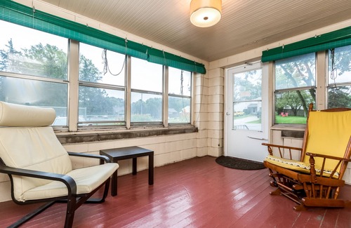 Lovington House | Urban FarmStay at Dogpatch Urban Gardens