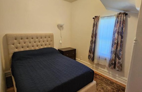 Logan Square Apartment | Urban Gem in Logan Square
