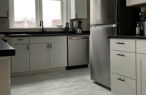 Cicero Apartment | Urban Living in Charming Small Town