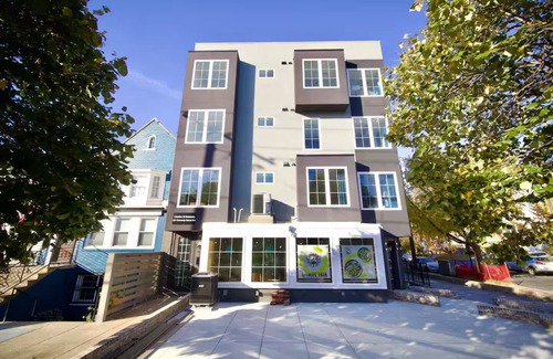 Manor Park Apartment | Urban Lux Unit