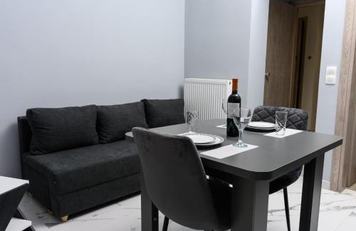 Neapoli-Sykies Apartment | Urban Luxury Side 2