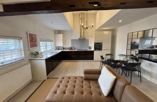 Wokingham Apartment | Urban Oasis