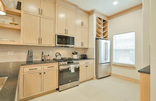 Central Oklahoma City House | Urban Plaza Luxe 1-Family- Steps away from Plaza District