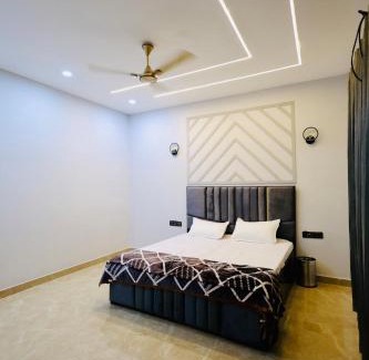 New Delhi Villa | Urban Retreat Farmstays