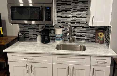 Southeast Apartment | Urban Retreat! Two Blocks From Metro! OFF STREET PARKING!