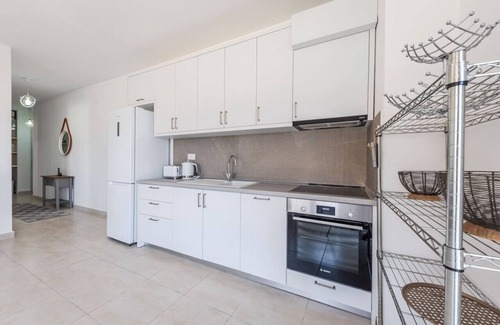 Shkoder Apartment | Urban Scene - Free Parking