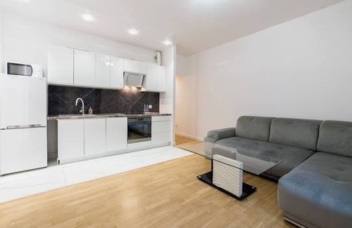 Wilda Apartment | Urban Serenity Wilda Apartment