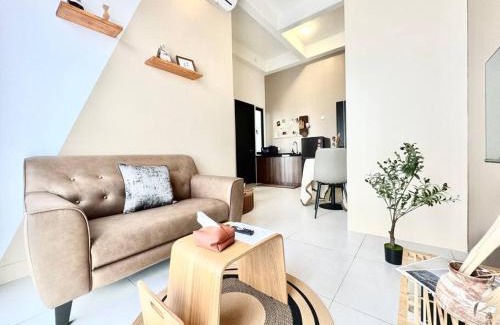 George Town Apartment | Urban Suites #Walnut 1BR 1Bath suite #Infinity Pool #3pax #1Queen 1Single #Quality well maintained #Private host