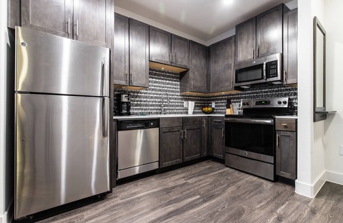 Legacy Park Apartment | Urbanlights at Legacy West