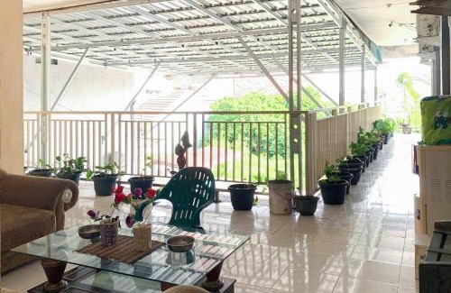 Padang Hotel | Urbanview Hotel Mine Residence Syariah