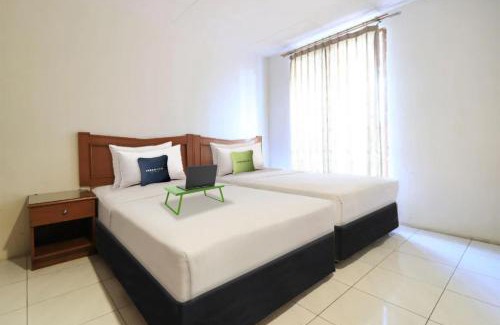Kemang Hotel | Urbanview Hotel Mroom PH Kemang