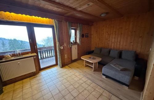 Schofweg Apartment | Uriges Apartment + Schönblick + mitten im Bayerischen Wald + WLAN kostenfrei