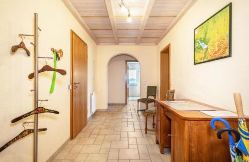 Waldburg Apartment | Urlaub auf dem Hirschhof Stehle